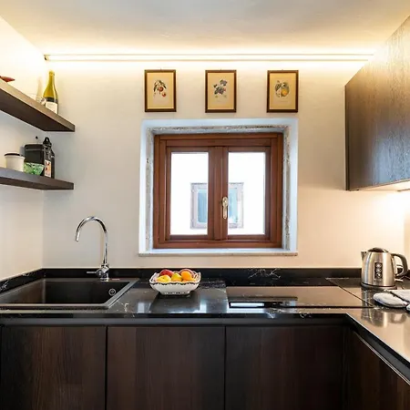 Apartment Cool Flat M0270429267 *