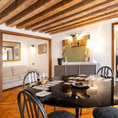 Apartment Cool Flat M0270429267