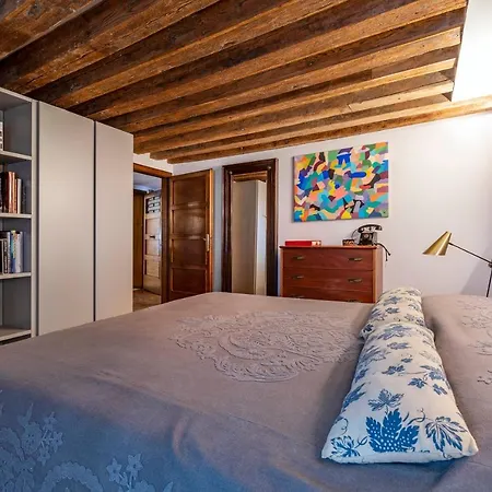 Apartment Cool Flat M0270429267 Venice