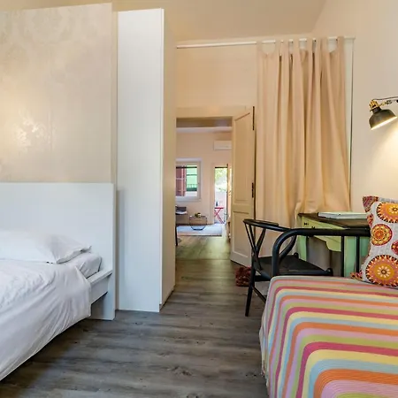 Snug With Private Courtyard M0270422677 Appartement Venise