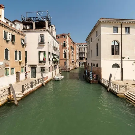 Apartment Cool Flat M0270429267 Venice