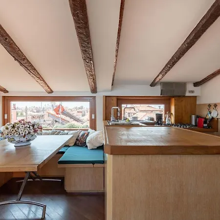 公寓 Penthouse With Rooftop Terrace And 360 Views Of - Venice5th 威尼斯