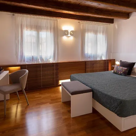 Appartement Ca' Della Scimmia - Rialto Bridge, *