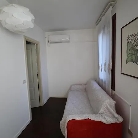 Guest house Lovely In