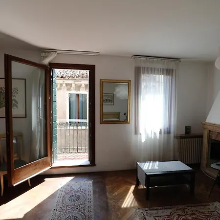 Guest house Lovely In 3*