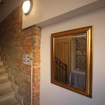 Guest house Lovely In Venice
