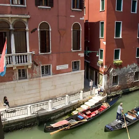 Anzolo Palace - & 2* Venice