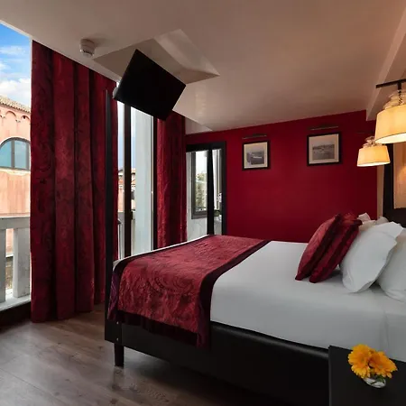 Hotel Palazzo Veneziano - Collection