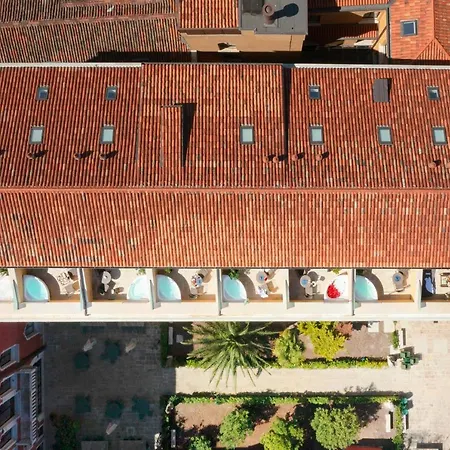 Hotel Palazzo Veneziano - Collection