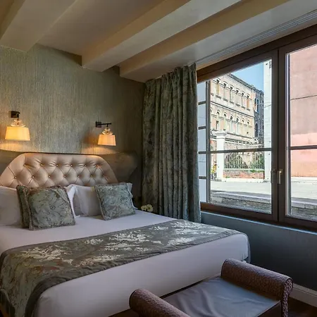 Palazzo Veneziano - Collection Hotel 4*
