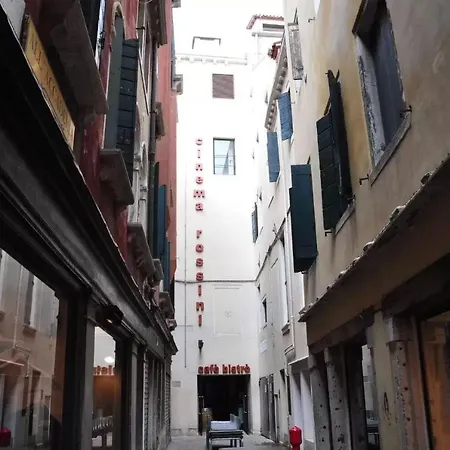 Venice San Marco Lovely Attic Two Bedroom Ac - Wi-Fi Apartment *
