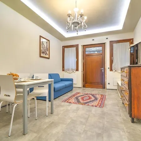 Al Pontile Apartment *