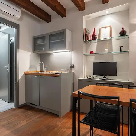 Apartment Ve.n.i.ce Cera San Moise Venedig