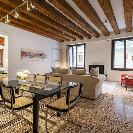 Sensale Apartment Venice