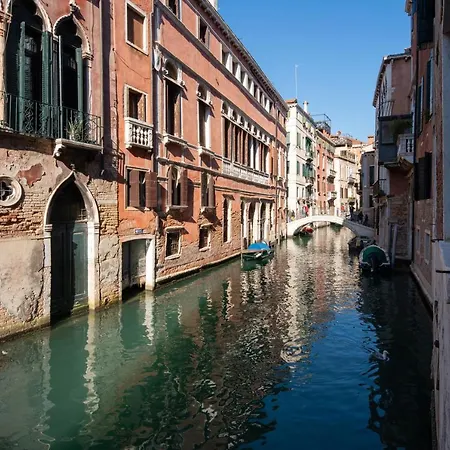 Ve.n.i.ce Cera San Moise * Venedig