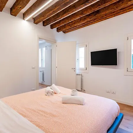 Residenza Riccardo * Venice