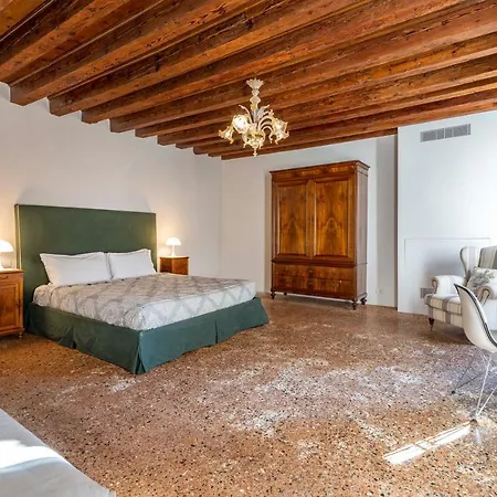 Apartment Sensale Venice