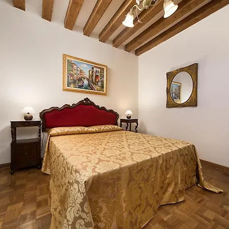 Apartment At 2 Minutes From San Marco Square Venedig