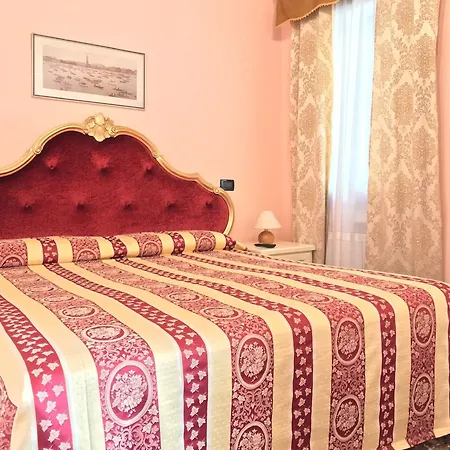 Alloggi Serena Panzió 2*