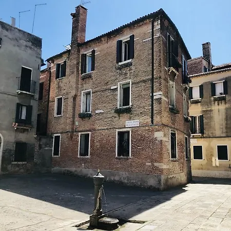 Alloggi Serena Velence