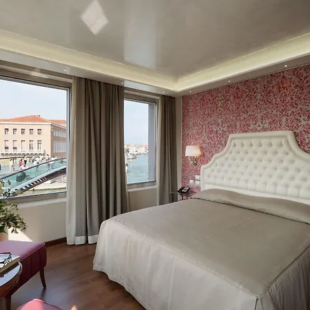 Santa Chiara Hotel