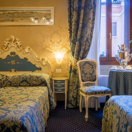 Becher Hotel