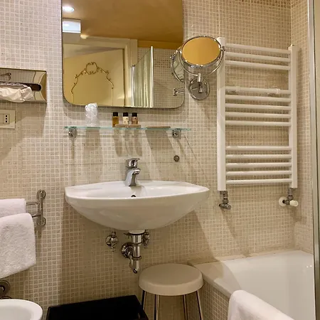 Hotel Becher