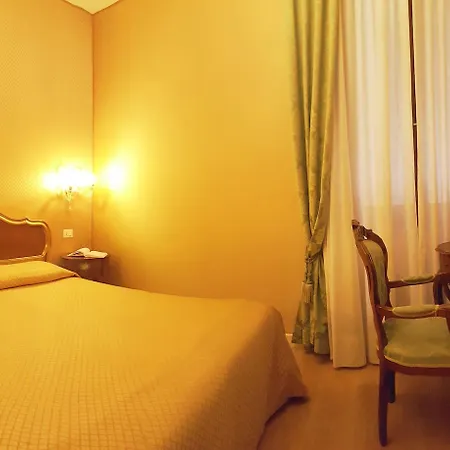 Canal 3* Venedig