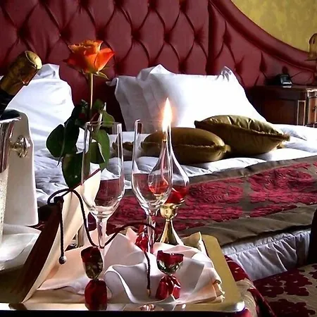 Hotel Pesaro Palace 4*