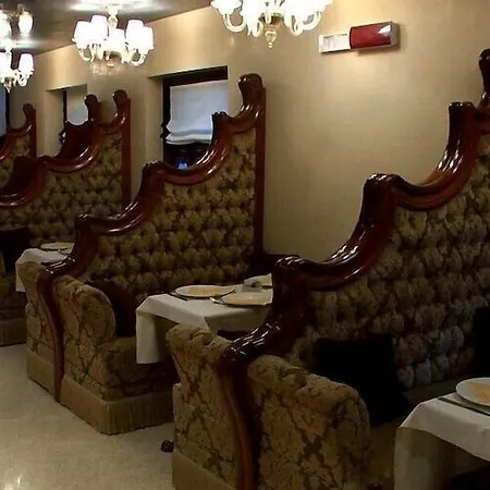Hotel Pesaro Palace