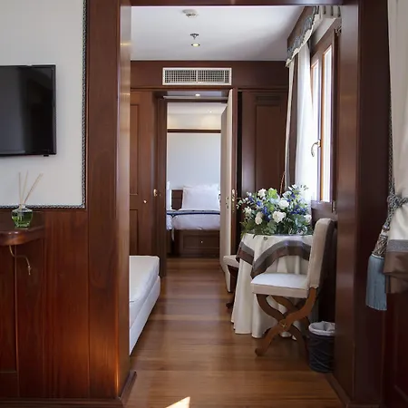 Bucintoro Hotel Venice