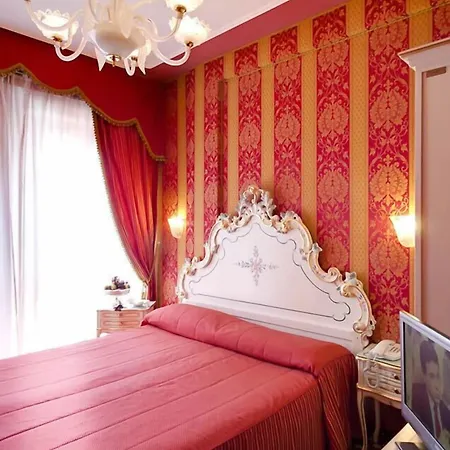 Hotel Belle Arti Venice