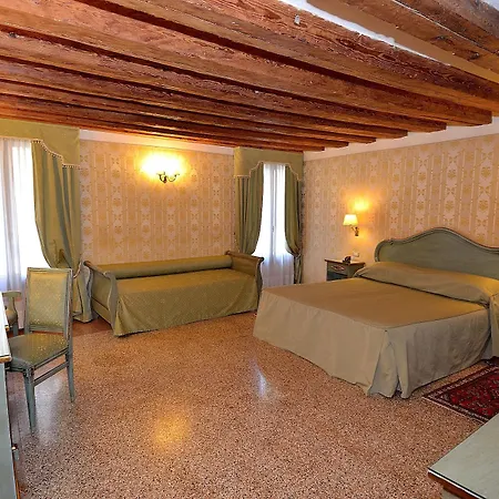 Bed & Breakfast La Corte 3*