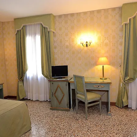 La Corte