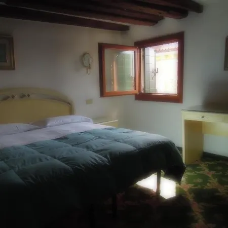 Hotel Casa Linger *