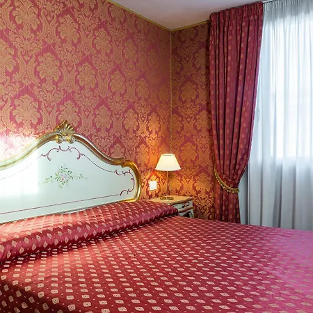 Al Gazzettino Hotel