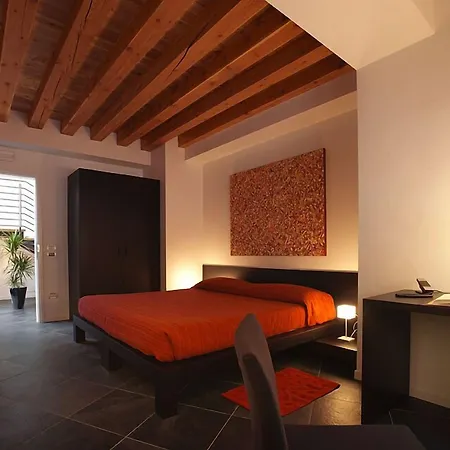 Ca' Pozzo Guest house