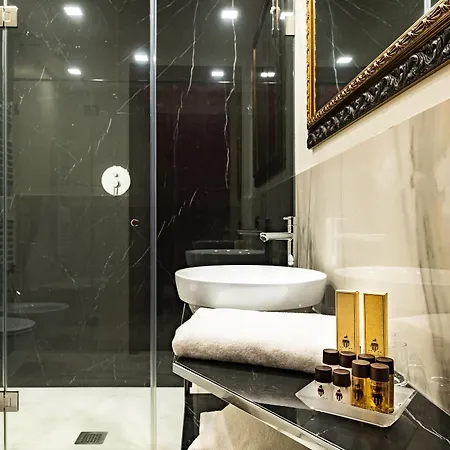 Hotel Palazzo San Lorenzo 4*