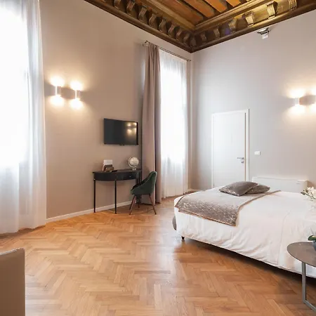 Palazzo Martinelli Dolfin 3*