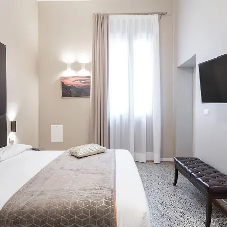 Palazzo Martinelli Dolfin Hotel