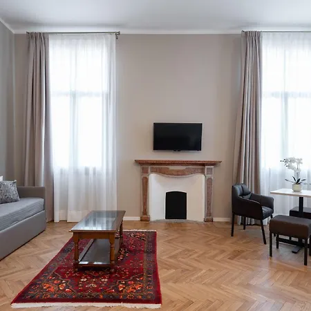 Palazzo Martinelli Dolfin Hotel 3*