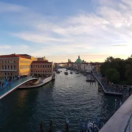 Hotel Santa Chiara 4*