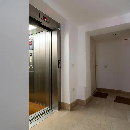 Gio Ponti's Flat In 027042-loc-11349 *
