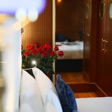 Otel Santa Croce Boutique 4*