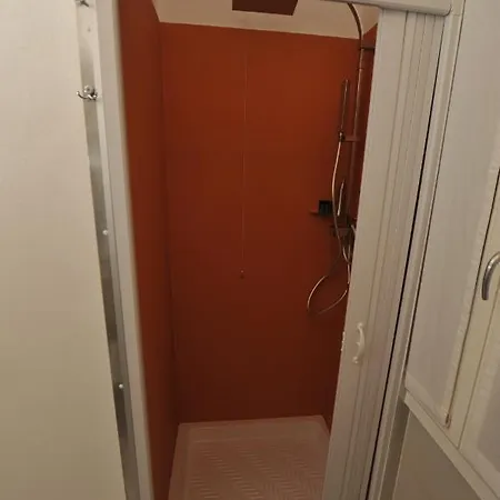Calle De La Comare Apartment