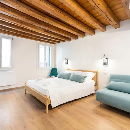 Palazzina Schiavoni Apartamento *