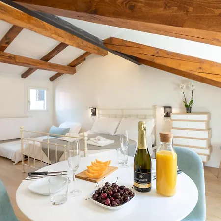 Palazzina Schiavoni Apartamento *