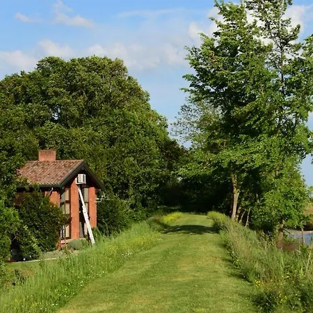 Venice Photobirding Chalet Tessera