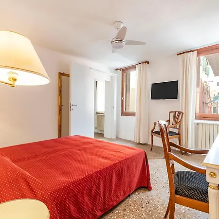 San Luca Flats 3* Venice