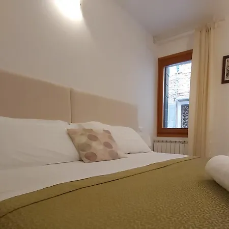 Veneziacentopercento Penzion Benátky